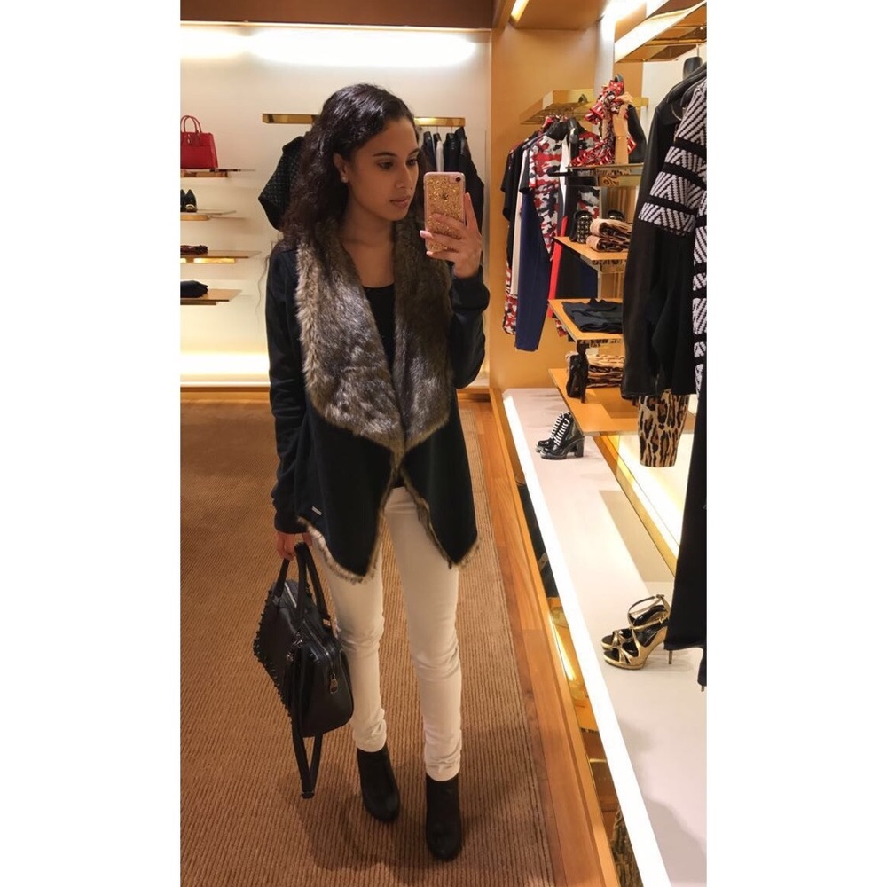 Meet your Posher, Jennifer